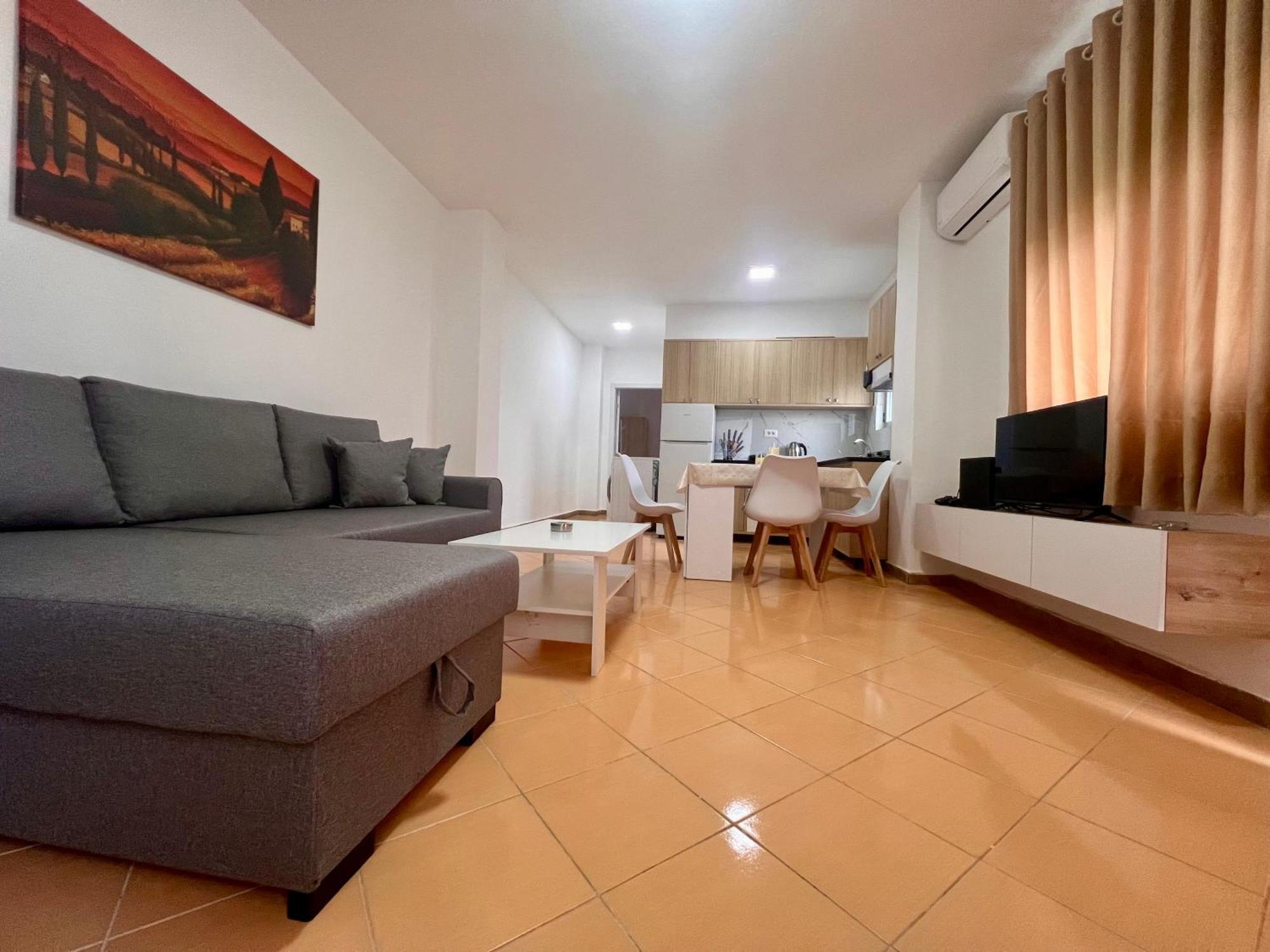 Apartment Me Qera